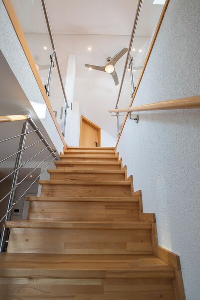 Special *Roger F. Rabbit 4* Apartment