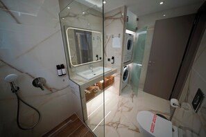 Shower, hair dryer, towels, soap - Poseidon Executive Suite in the heart of Athens Riviera. Edem beach and marina. (Paleo Faliro)