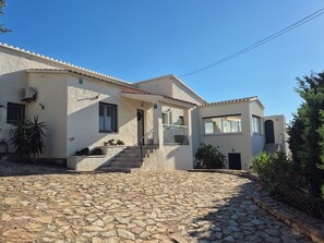 Exterior - Villa with breathtaking bay view (El Mas Fumats , ROSES)