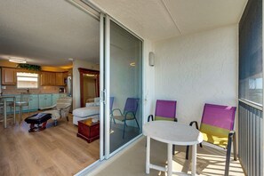 Apartment (0 Bedroom) | Interior - Walk to Bonita Beach: Top-floor Condo w/ Views (Bonita Springs)