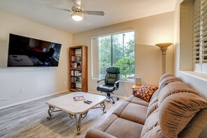 House (2 Bedrooms) | Interior - Golf Getaway! Surprise Gem w/ Covered Patio (Surprise)