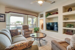 House (2 Bedrooms) | Interior - Golf Getaway! Surprise Gem w/ Covered Patio (Surprise)
