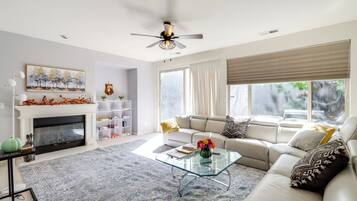 Rumah (5 Bedrooms) | Interior