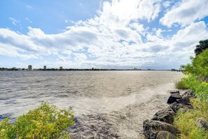 House (3 Bedrooms) | Interior - 3 Mi to Beach & Boardwalk: Riverfront Daytona Home (Holly Hill)