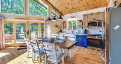 Secluded Lake Lanier Cabin w/ Game Area