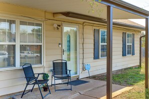 House (3 Bedrooms) | Interior - 2 Mi to Fort Sill: Quiet Family Retreat w/ Yard (Lawton)