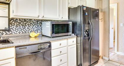 2 Mi to Fort Sill: Quiet Family Retreat w/ Yard