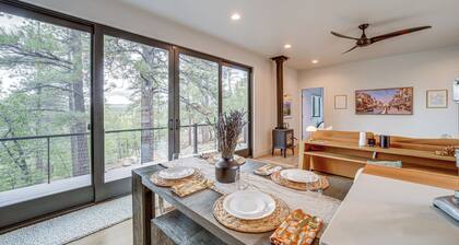 Modern Cabin Living! Mtn-view Gem in Munds Park