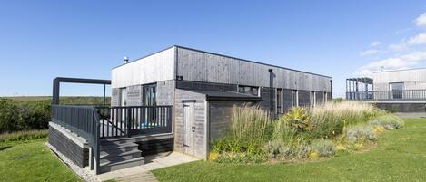 บริเวณภายนอก