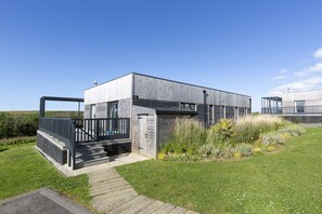 Exterior - Dahlia (Redruth)