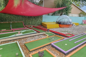 House (4 Bedrooms) | Interior - 9 Mi to Legoland: Family Gem w/ Games Galore! (Winter Haven)