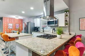 Talo (4 Bedrooms) | Sisätilat