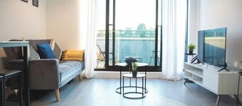 Cloud Loft – A Stylish Romantic Retreat in Hemel Hempstead