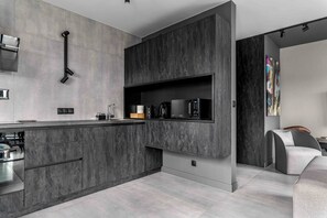 Apartment, Balcony | Private kitchen | Electric kettle - AS HOME Niegaleria (Wrocław)