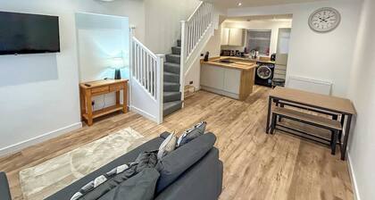 Ty Pentref by STAE-Homes