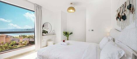 1 soverom, strykejern/-brett, reiseseng for barn og wi-fi