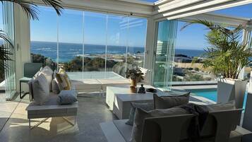 Fernseher, Stereoanlage