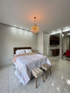 1 غرفة نوم ومكواة/لوح كي وواي فاي وملاءات أسرّة