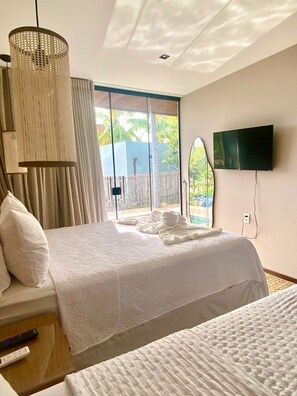 Comfort Triple Room, Multiple Beds, Pool View