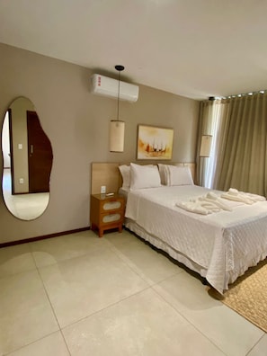Grand Double Room, 1 King Bed with Sofa bed | Premium bedding, blackout drapes, iron/ironing board, free WiFi - Refúgio do Igarapé (Atins)