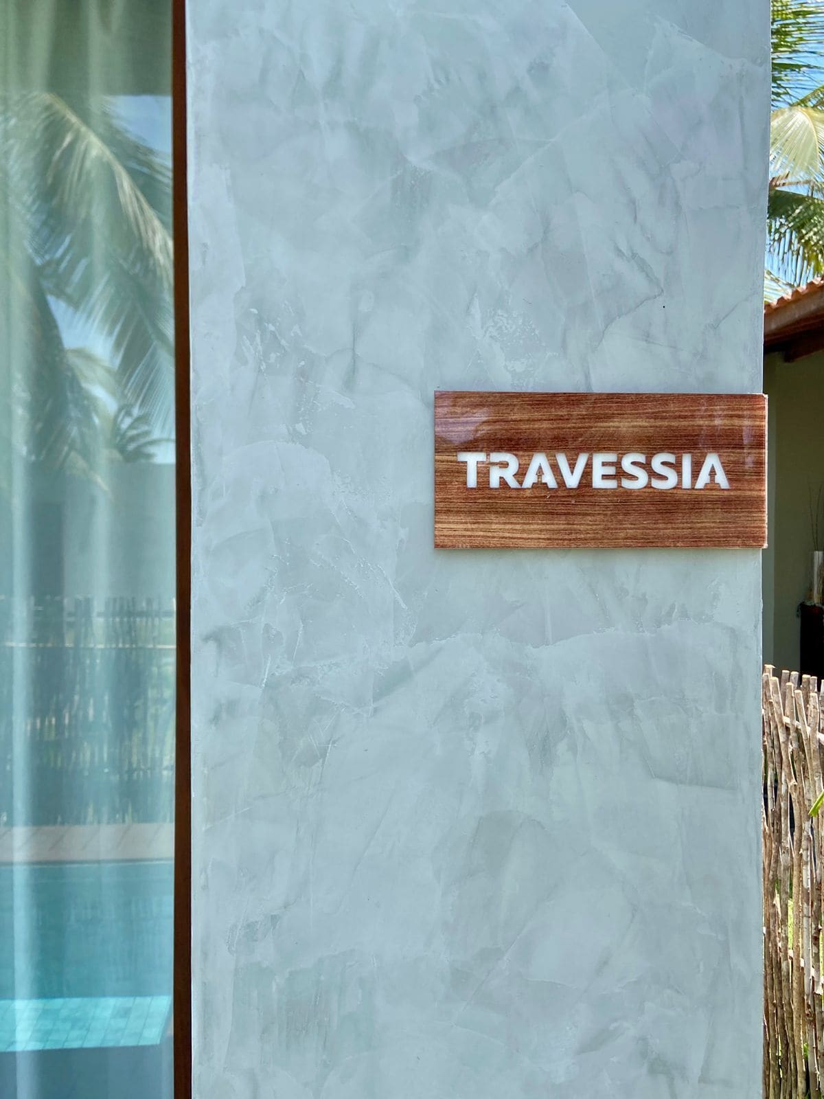 Kamar Double Comfort, 1 Tempat Tidur King dengan tempat tidur Sofa | Seprai premium, tirai kedap cahaya, dan setrika/meja setrika