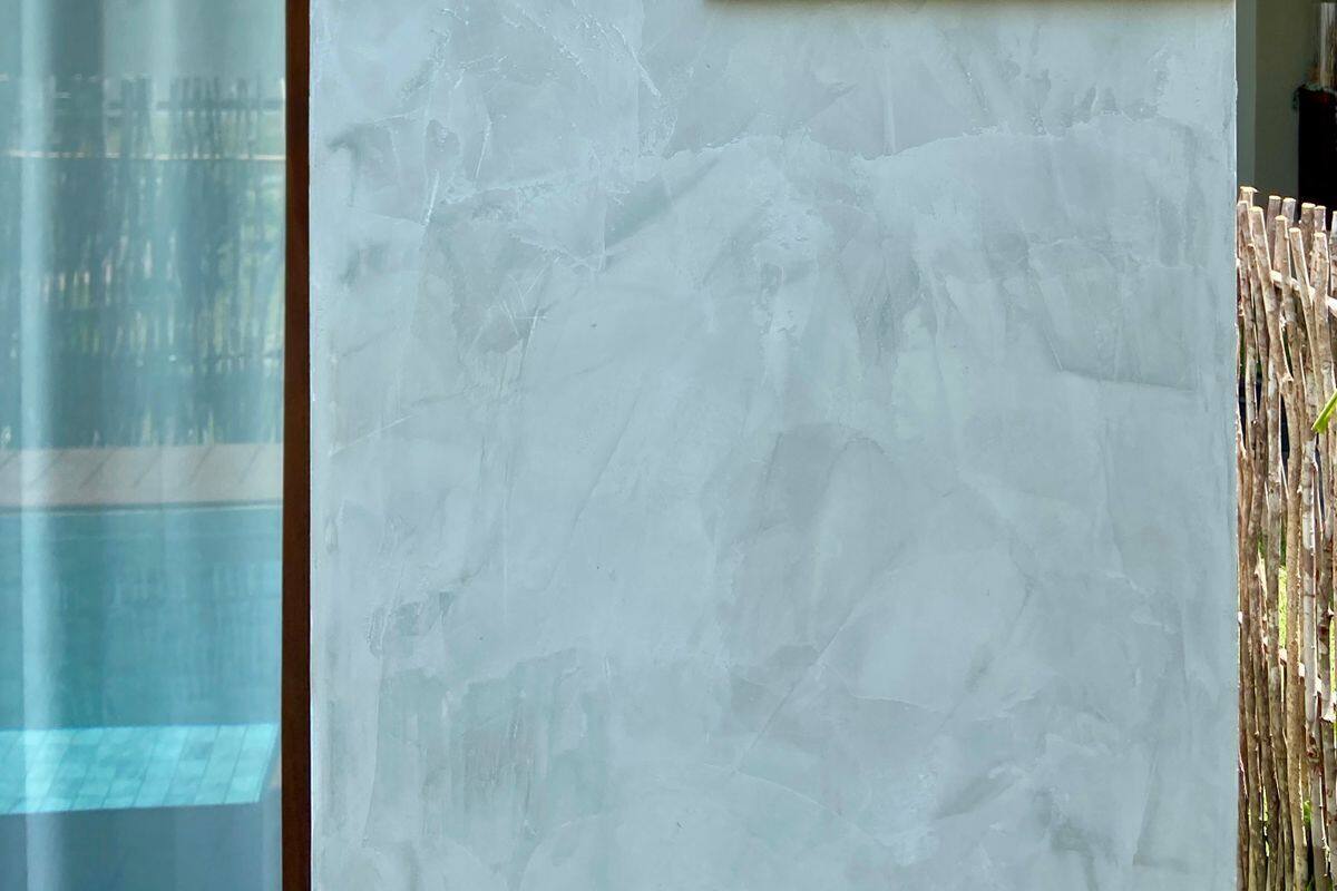 Blackout curtains, iron/ironing board, free WiFi