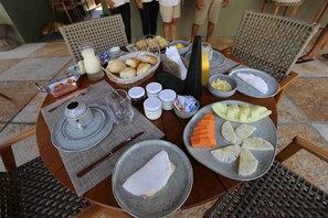 ลานระเบียง/นอกชาน