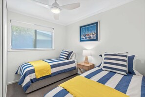 3 Schlafzimmer, Schreibtisch, WLAN, Bettwäsche