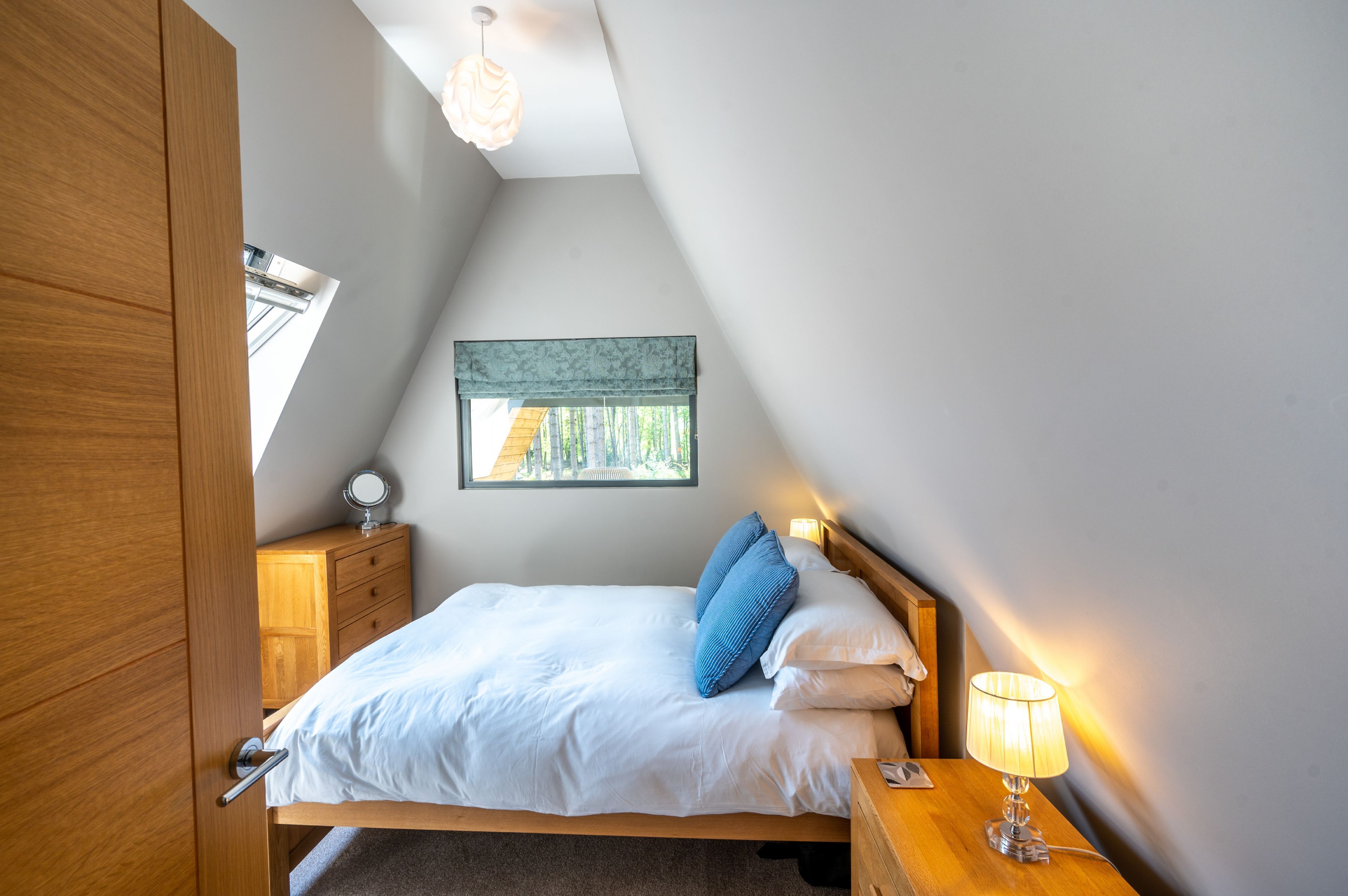 3 chambres, fer et planche à repasser, accès Internet, draps fournis