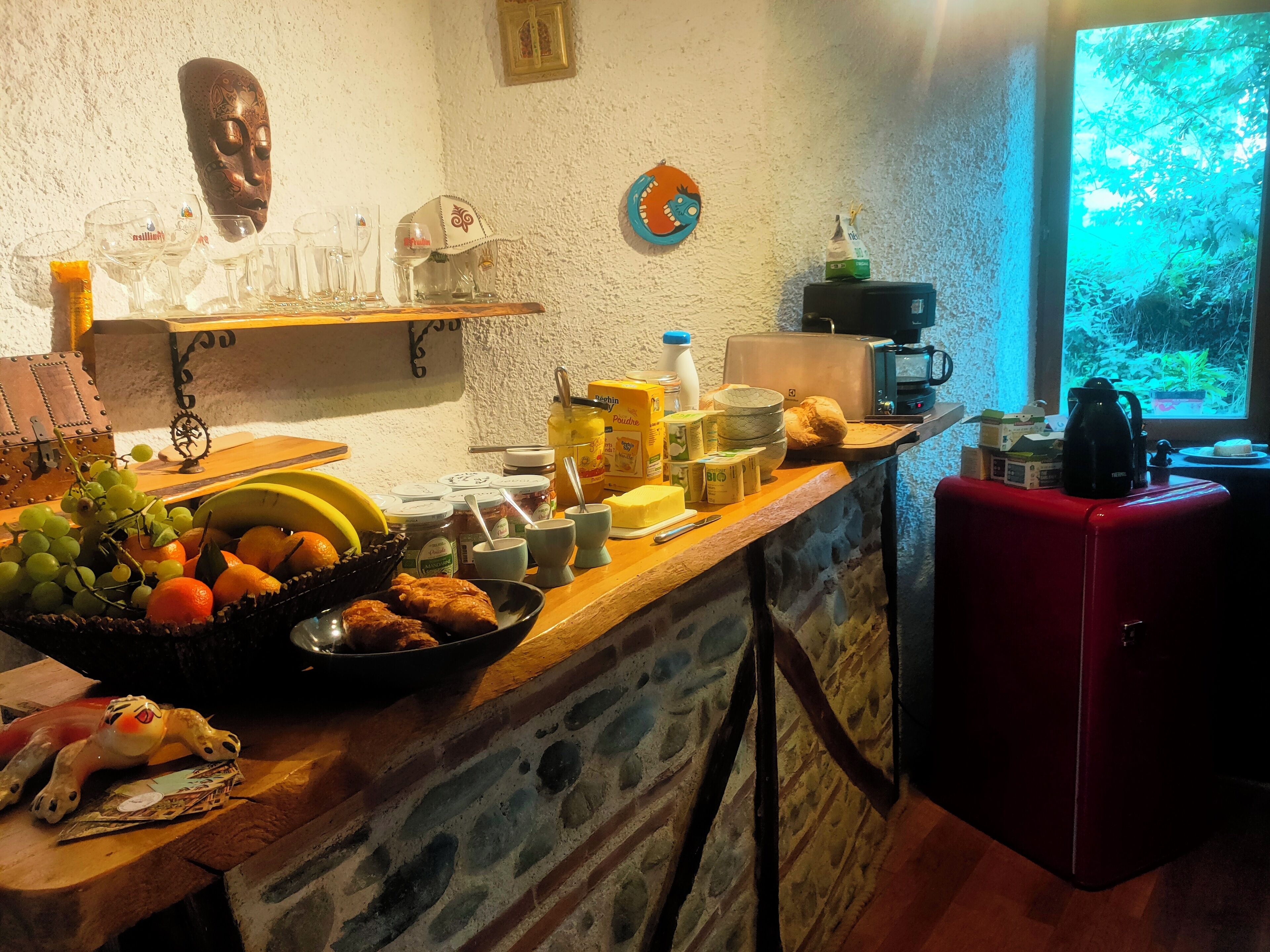 包含每日自助早餐