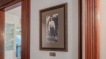 4 عدّة غرف نوم