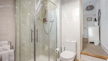 Superior Double Room, Private Bathroom | Bathroom
