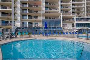 Condo, 2 quartos | Piscina | Piscina interna, piscina externa