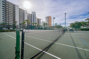 Condo, 2 Bedrooms | Sports court - Phoenix Vi 6609 2 Bedroom Condo (Orange Beach)