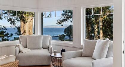 3987 Lovers Point Whitewater Cottage, Bay View!
