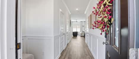 Townhome, 3 Bedrooms | Interior