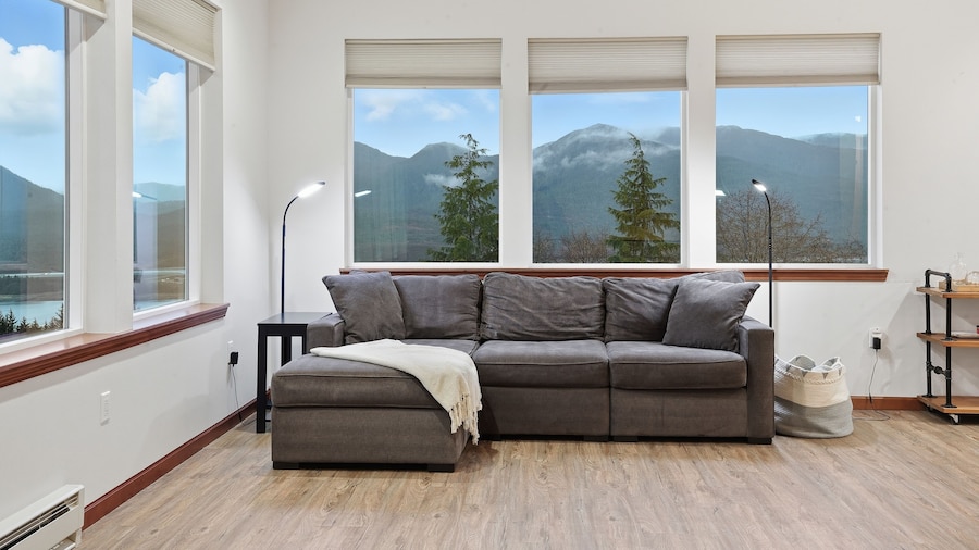 Cozy 3br Alaska Retreat With Private Sauna 3 Bedroom Home