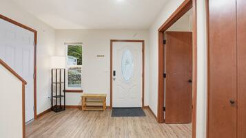House, 3 Bedrooms | Interior