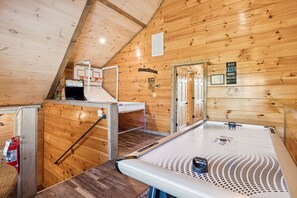 Cabin, 3 Bedrooms | Game room