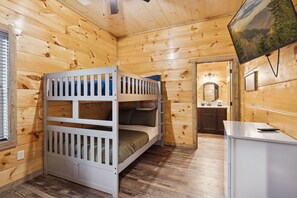 Cabin, 3 Bedrooms | 3 bedrooms, free WiFi - Smoky Blue Haven 3 Bedroom Cabin (Sevierville)