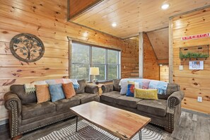 Ferienhütte, 3 Schlafzimmer | Wohnbereich | Smart-TV