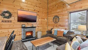Cabin, 3 Bedrooms | Living area | Smart TV