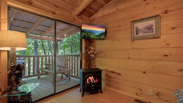 Cabin, 1 Bedroom | Interior