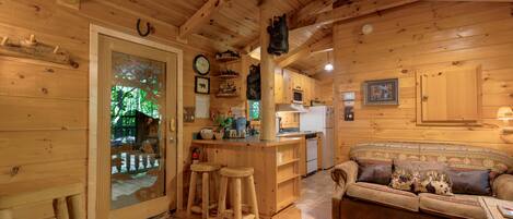 キャビン 1 ベッドルーム | リビング エリア