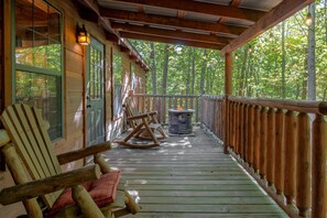 Cabin, 1 Bedroom | Terrace/patio