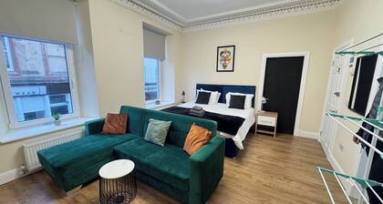 Room-216 High Street Abroath