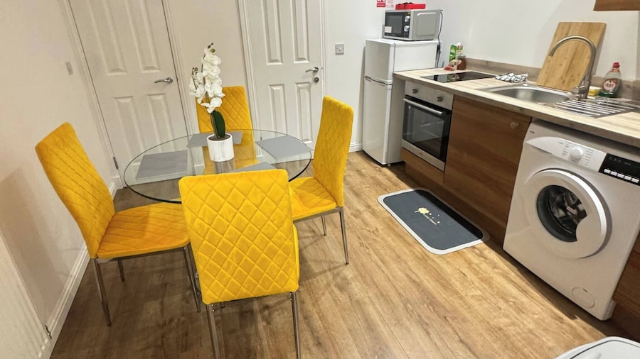 Room-216 High Street Abroath