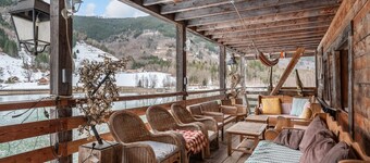 Chalet « Pierre Bois Lac » avec vue sur la montagne, terrasse et jardin partagés