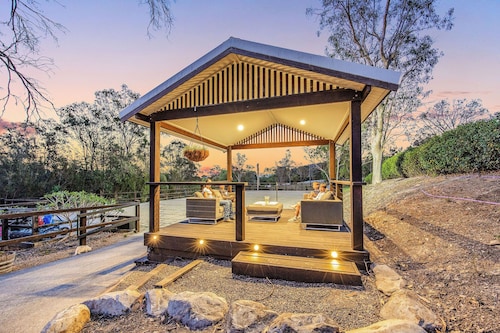 Scarborough Estate - Luxury Barn Farm Stay