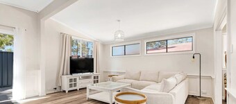 Coastal Cottage Between Ocean & River